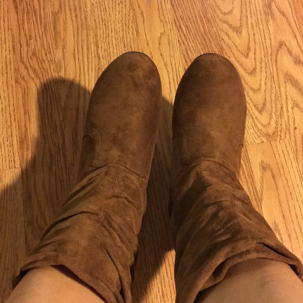 Mid size Boots
